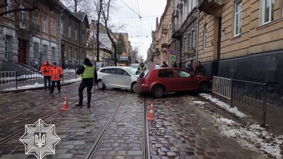 У Львові через ДТП дуже ускладнений рух транспорту