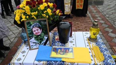 На Тернопільщині попрощалися з учасницею бойових дій, волонтеркою Ярою Березій