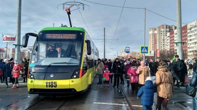 В Україні з 2026 року ввели нову єдину форму квитка для всіх видів громадського транспорту
