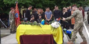 У Львові прощаються з кіборгом Донецького аеропорту, Дмитром Гудзиком (ВІДЕО)