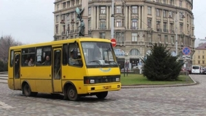 З понеділка у львівських маршрутках збільшиться вартість проїзду