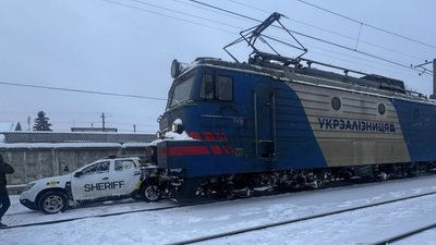 На Львівщині сталася ДТП за участі поїзда