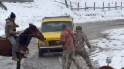 Двох чоловіків, які напали на працівників ТЦК на Буковині, взяли під варту: що відомо (ВІДЕО)