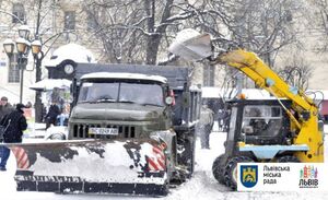 У Львові для посипання вулиць за ніч було використано 189 м куб піскосуміші