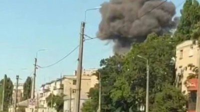 У Кременчуці російський дрон влучив у ТЦК і зачепив житловий будинок