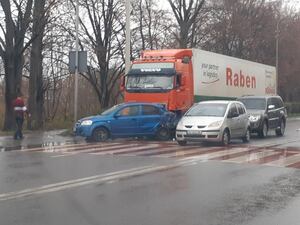 Масштабна, скандальна ДТП: у Львові в автопригоду потрапило 5 автомобілів, один з водіїв п’яний (ФОТО, ВІДЕО)