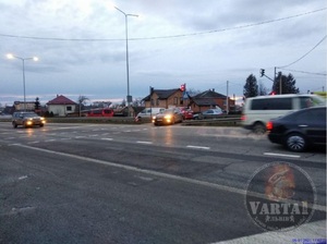 Знайшов вихід: у Солонці водії розвертаються на пішохідному переході (фото)