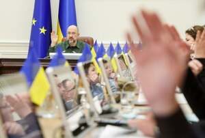 «Усе, чим володіє росія в Україні, ми направимо на посилення армії та відновлення нашої країни» - Шмигаль