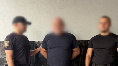 Поліція затримала чоловіка, який напав на відпочивальників біля гірського озера на Закарпатті