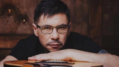 "Не було випадковістю": ексколега Лесика назвав причину, через яку в артиста сталася зупинка серця на сцені у Львові