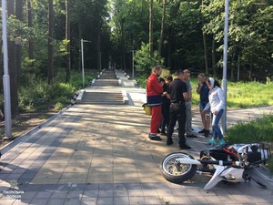 У Львові поліція при спробі втечі затримала двох підлітків, що підозрюються у викраденні трьох мотоциклів (ФОТО)