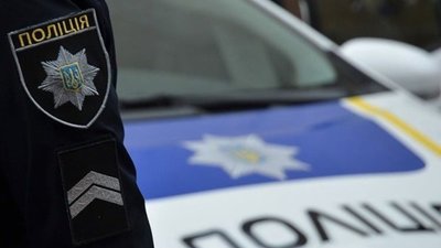 Поліція встановлює осіб, які били лежачого чоловіка у центрі Львова (ВІДЕО)