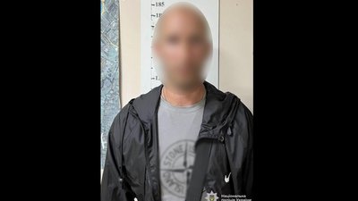 На Прикарпатті чоловік обікрав колишню вчительку майже на 1,3 млн грн