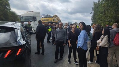 У Львівській області після протесту людей розглянуть облаштування зупинок на трасі