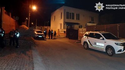 У Києві затримали чоловіка, який під час конфлікту влаштував стрілянину та поранив жінку