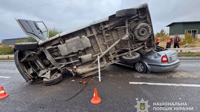 У Тернополі у ДТП зіткнулися чотири автомобілі