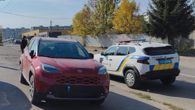 На Львівщині в автопригоді травмована літня жінка