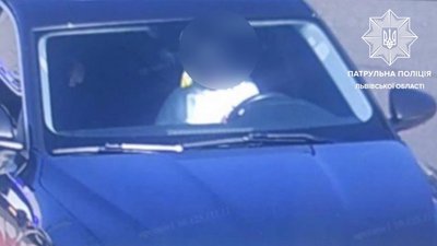 У Львові водійка скоїла ДТП, втекла з місця і повернулася п'яною