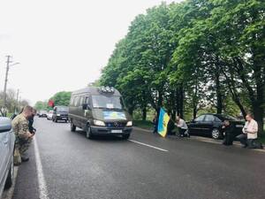 Мешканці Радехівщини провели полеглого на Сході воїна (ФОТО)