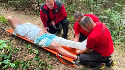 На Львівщині чоловік травмував ногу біля водоспаду «Кам’янка»