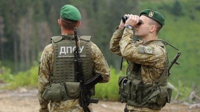 На Львівщині чоловік втік до Польщі, поки прикордонник був у туалеті