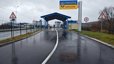 На українсько-польському кордоні завершили модернізацію автомобільного пункту пропуску (ФОТО)