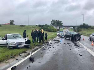 Біля Львова у ДТП постраждала людина