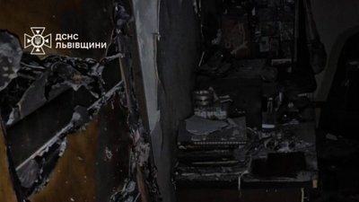 У Львові через пожежу електроскутера постраждали троє людей
