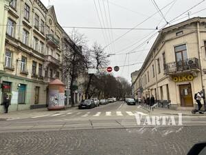  У Львові ускладнено рух вулицею через ймовірний витік газу (ФОТО)