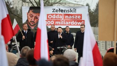 Лідер польської ультраправої партії Славомір Менцен вимагав від Зеленського повернути 100 млрд злотих