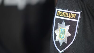 У Києві шахраї, видаючи себе за співробітників ТЦК та ДБР, ошукали чоловіка на 1,7 млн гривень