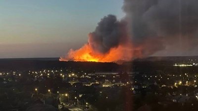 У Житомирі через масштабну пожежу на сміттєзвалищі школярів перевели на "дистанційку" (ФОТО)