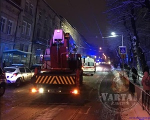 У Львові в квартирі пролунав вибух (ФОТО, ВІДЕО)