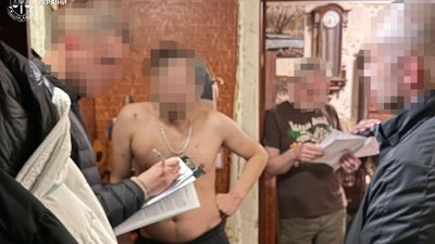 У Львові 33-річний чоловік видавав себе за покійну матір