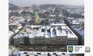 Будьте обережні: можливі зсуви снігу з дахів будинків