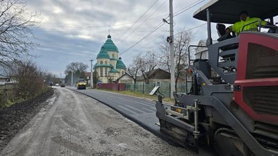 На Львівщині відновили частину дороги Броди - Соколівка