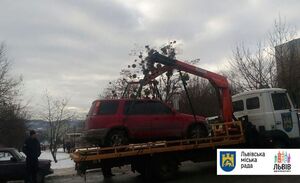 Вчора на арештмайданчик евакуйовано 6 автомобілів