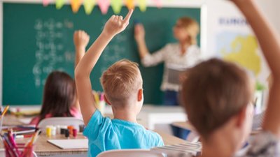 У Львові на території школи було виявлено предмет, схожий на гранату