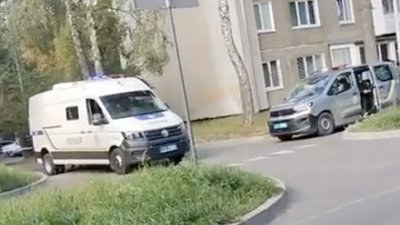 У Львові на вулиці виявили невідомий предмет