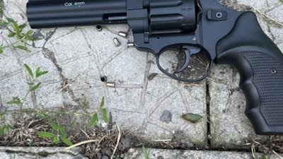 У Мукачеві 11-річний хлопець влаштував стрілянину посеред вулиці (ФОТО)