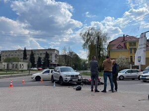 У Львові у ДТП потрапив мотоцикліст