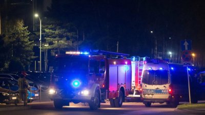 У Польщі вночі стався приліт невідомого об’єкта: у прилеглих будинках повибивало вікна (ФОТО)