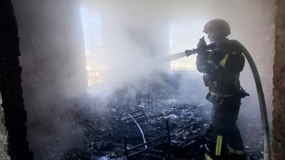 У Львові рятувальники ліквідували займання в будівлі