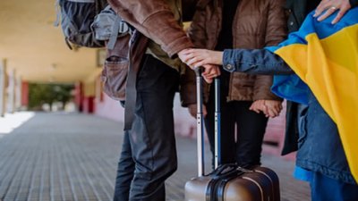 Рада ЄС розробляє план повернення українських біженців додому