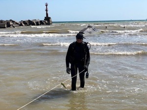 Водолази знайшли віднесеного під час купання у відкрите море хлопчика (фото)