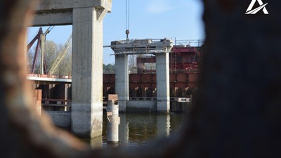 Дорожники відновили ремонт мосту, який забезпечує транспортний зв’язок до п’яти областей