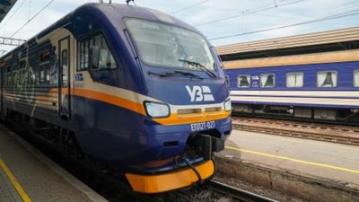 "Укрзалізниця" спростила купівлю пільгових квитків для деяких українців