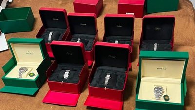 Львів’янка намагалася перевезти через кордон елітні годинники Rolex та Cartier на 4 млн грн
