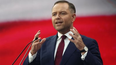 Навроцький заявив про намір позбавити Зеленського найвищої польської нагороди