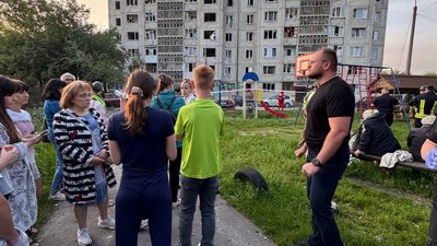 Росіяни застосували 15 дронів та 6 ракет для атаки по Луцьку: влучили у багатоповерхівку